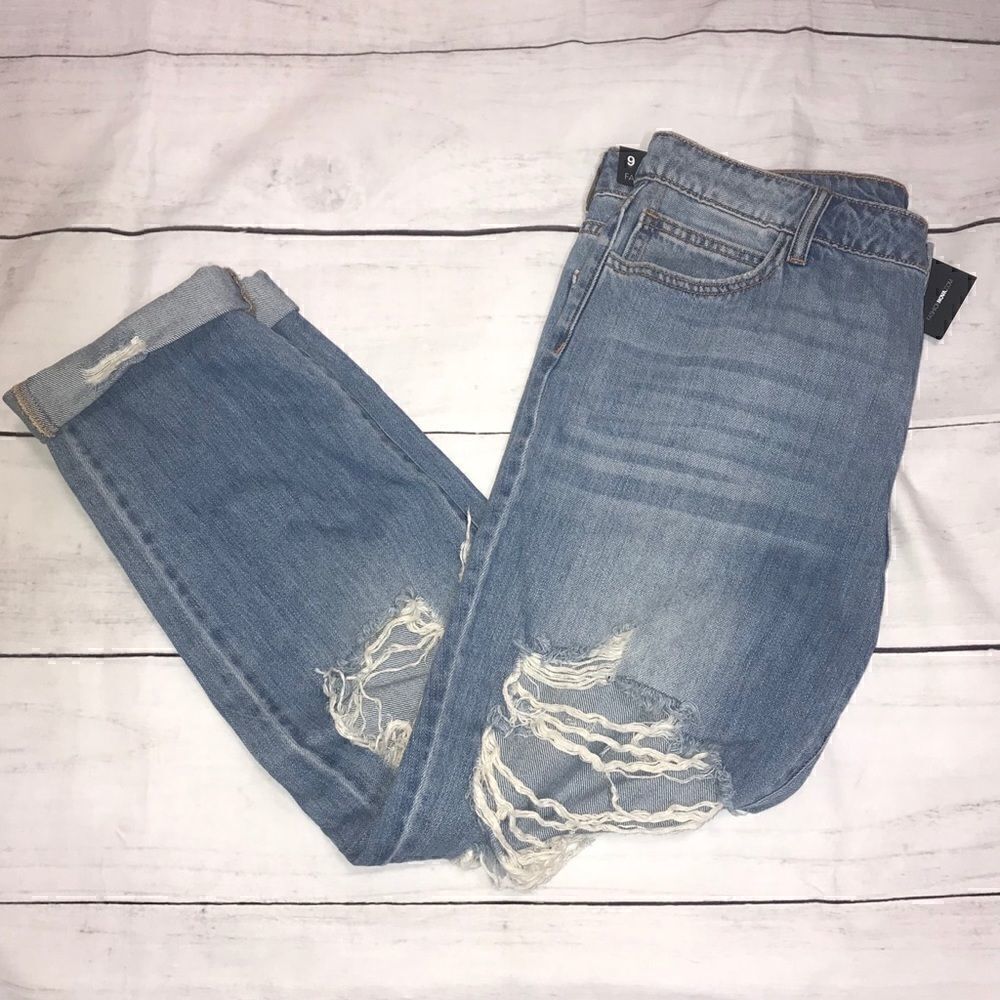 NEW Jax Distressed High Rise Boyfriend Jeans-9 - Picture 7 of 12